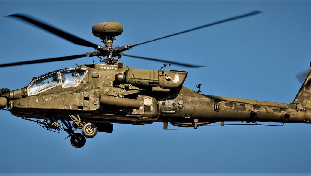 Αμερικανικά επιθετικά ελικόπτερα AH-64 Apache αναπτύσσονται από την Ελλάδα στην Πολωνία!